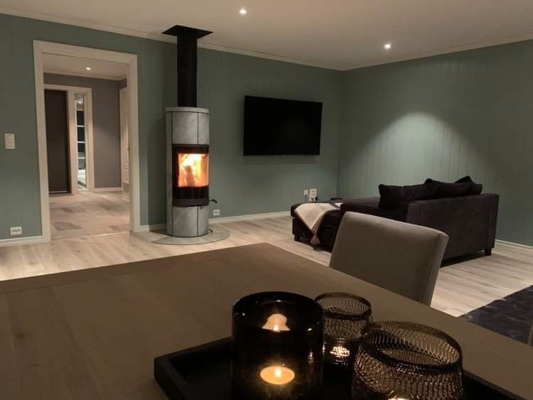 Peisovn med kleberstein og varmelagring